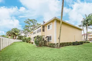 1501 Palm Beach Trace Dr, Royal Palm Beach, FL 33411 - Photo 27
