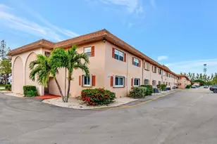 650 SW 2nd Ave, Boca Raton, FL 33432 - Photo 1