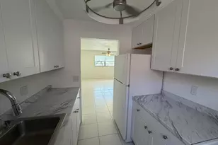 650 SW 2nd Ave, Boca Raton, FL 33432 - Photo 3