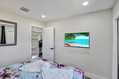 8047 NW 1st Place, Miami, FL 33150 - Photo 27
