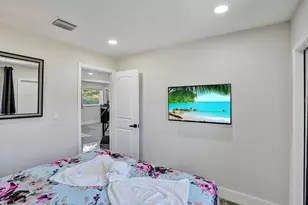 8047 NW 1st Pl, Miami, FL 33150 - Photo 27