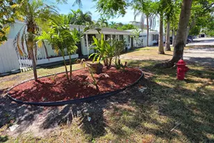 1044 NE 10th Ave, Fort Lauderdale, FL 33304 - Photo 7