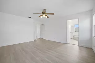 1378 SW 180th Ave, Pembroke Pines, FL 33029 - Photo 23