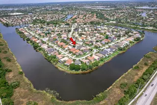 1378 SW 180th Ave, Pembroke Pines, FL 33029 - Photo 45