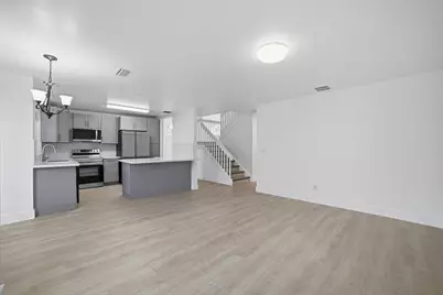 1378 SW 180th Avenue, Pembroke Pines, FL 33029 - Photo 9