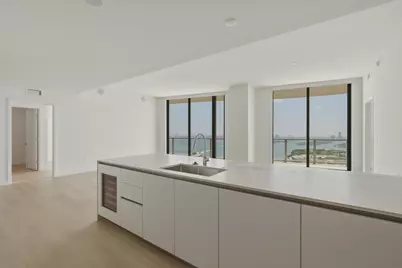 1400 Biscayne Boulevard #4304, Miami, FL 33132 - Photo 7