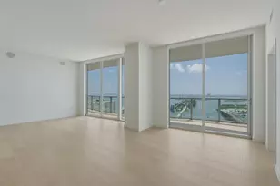 1400 Biscayne Blvd, Miami, FL 33132 - Photo 3