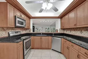 7411 Granville Dr, Tamarac, FL 33321 - Photo 37