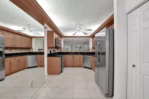 7411 Granville Dr, Tamarac, FL 33321 - Photo 33