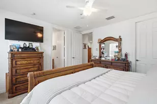 960 Millbrae Ct, West Palm Beach, FL 33401 - Photo 19