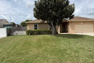 255 Sandpiper Ave, Royal Palm Beach, FL 33411 - Photo 5