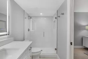 269 NE Edgewater Dr, Stuart, FL 34996 - Photo 15