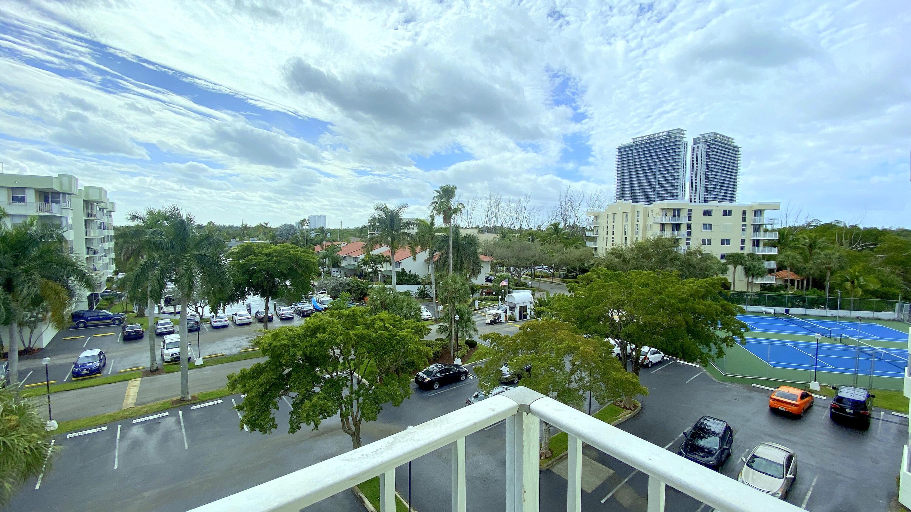 16546 NE 26 Ave #5J - 16546 NE 26 Ave #5J, North Miami Beach, FL 33160 Luxury Property | Jose Angel Pina