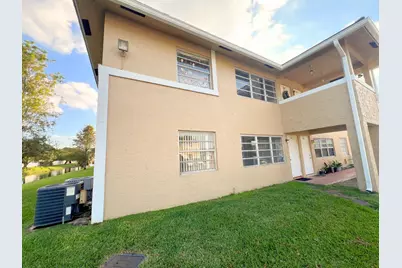 843 Twin Lakes Drive #30B, Coral Springs, FL 33071 - Photo 9