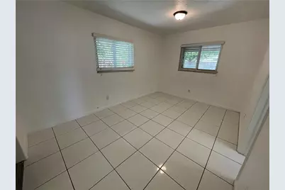 845 NW 10th Avenue, Dania Beach, FL 33004 - Photo 13