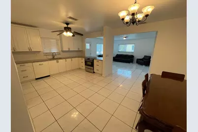 845 NW 10th Avenue, Dania Beach, FL 33004 - Photo 5