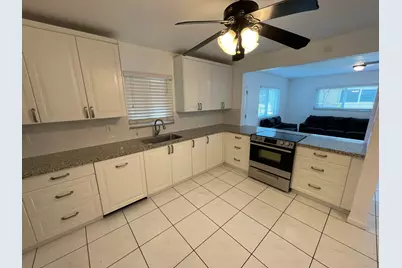 845 NW 10th Avenue, Dania Beach, FL 33004 - Photo 3