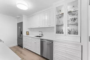 170 Chilean Ave, Palm Beach, FL 33480 - Photo 9