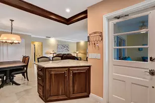 2121 NE 68th St, Fort Lauderdale, FL 33308 - Photo 7