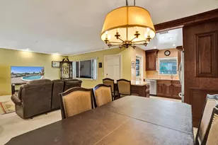 2121 NE 68th St, Fort Lauderdale, FL 33308 - Photo 11