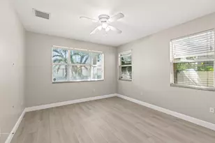 29 NE 24th Ave, Pompano Beach, FL 33062 - Photo 21