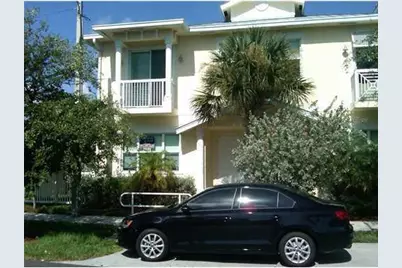 29 NE 24th Avenue #29, Pompano Beach, FL 33062 - Photo 1