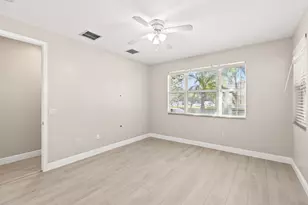 29 NE 24th Ave, Pompano Beach, FL 33062 - Photo 23