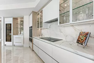 300 SE 5th Ave, Boca Raton, FL 33432 - Photo 9