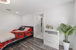 3230 Roosevelt St, Hollywood, FL 33021 - Photo 15
