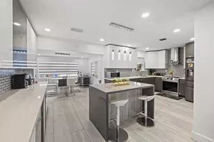 3230 Roosevelt St, Hollywood, FL 33021 - Photo 9