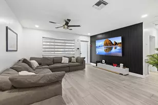 3230 Roosevelt St, Hollywood, FL 33021 - Photo 7