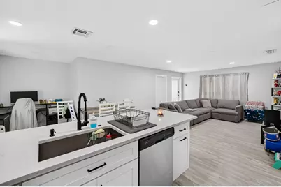 7701 NW 56th Avenue, Fort Lauderdale, FL 33073 - Photo 17