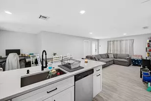7701 NW 56th Ave, Fort Lauderdale, FL 33073 - Photo 17