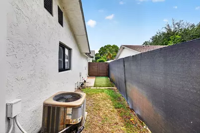 7701 NW 56th Avenue, Fort Lauderdale, FL 33073 - Photo 81