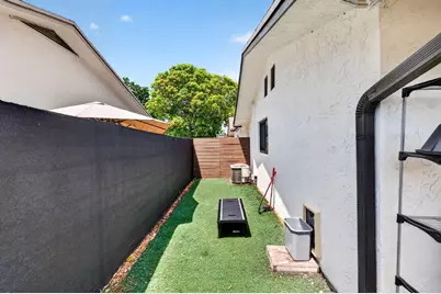 7701 NW 56th Avenue, Fort Lauderdale, FL 33073 - Photo 43