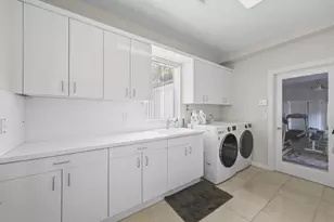 757 NW 100th Terrace, Plantation, FL 33324 - Photo 17