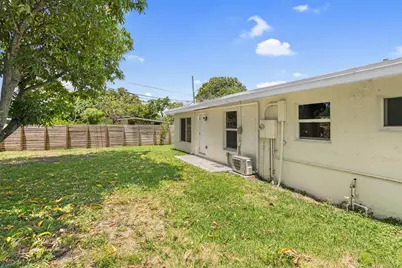1530 NW 18th Court, Fort Lauderdale, FL 33311 - Photo 21