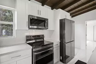 1530 NW 18th Ct, Fort Lauderdale, FL 33311 - Photo 7
