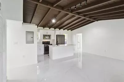 1530 NW 18th Court, Fort Lauderdale, FL 33311 - Photo 5