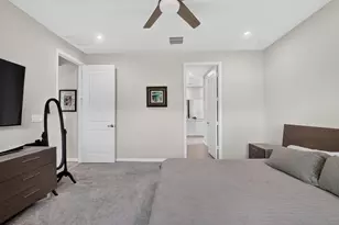 6710 Pointe of Woods Dr, West Palm Beach, FL 33413 - Photo 15
