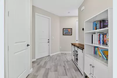 6710 Pointe Of Woods Drive, West Palm Beach, FL 33413 - Photo 19