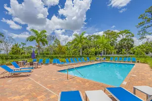 6710 Pointe of Woods Dr, West Palm Beach, FL 33413 - Photo 37