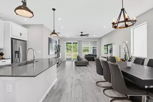 6710 Pointe of Woods Dr, West Palm Beach, FL 33413 - Photo 9