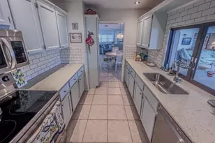1127 E Seminole Ave E, Jupiter, FL 33477 - Photo 7