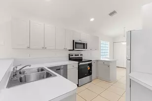 1815 Barnstable Rd, Wellington, FL 33414 - Photo 9
