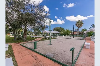 925 SW 11th Avenue #Unit j17, Hallandale Beach, FL 33009 - Photo 51
