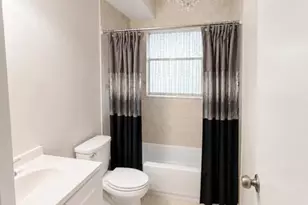 7500 NW 5th Pl, Margate, FL 33063 - Photo 7