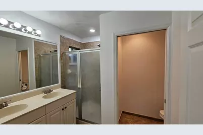 2022 Island Drive, Riviera Beach, FL 33404 - Photo 15