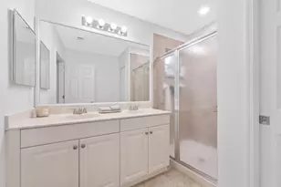 2022 Island Dr, Riviera Beach, FL 33404 - Photo 13
