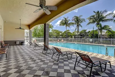 2022 Island Drive, Riviera Beach, FL 33404 - Photo 35